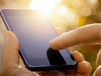 Ruba telefono a tifernate e viene denunciato