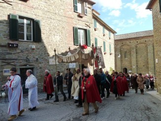 Montone, “Donazione della Santa Spina” lunedi 22 aprile