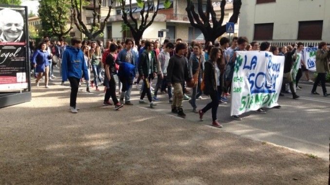 PROTESTA STUDENTI CITTA' DI CASTELLO