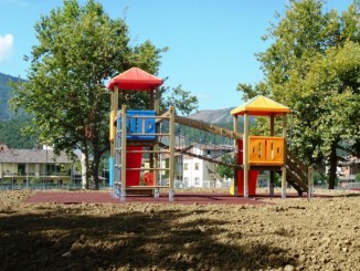 Nuovo parco giochi, in fase avanzata i lavori di sistemazione