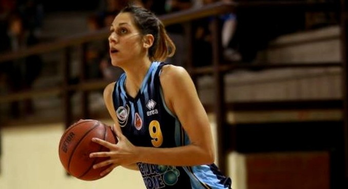 Pallacanestro, Veronica Dell'Olio torna a Umbertide