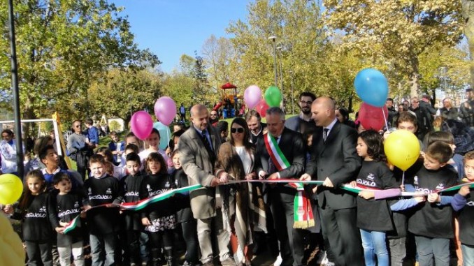 Inaugurato il parco dell'area ex tabacchi ad Umbertide