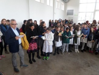 Flash mob studenti Umbertide a favore della lettura