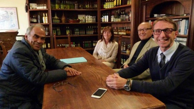 Incontro sindaco Bacchetta-Ranieri Il sindaco Bacchetta in visita all’Oleificio Ranieri