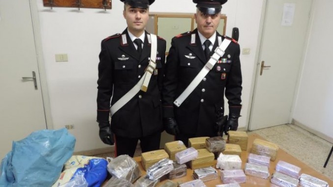 Maxi sequestro di droga ad Umbertide, oltre 17 chili di hashish
