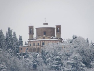 Maltempo, Altotevere innevato, fiocchi a Città di Castello