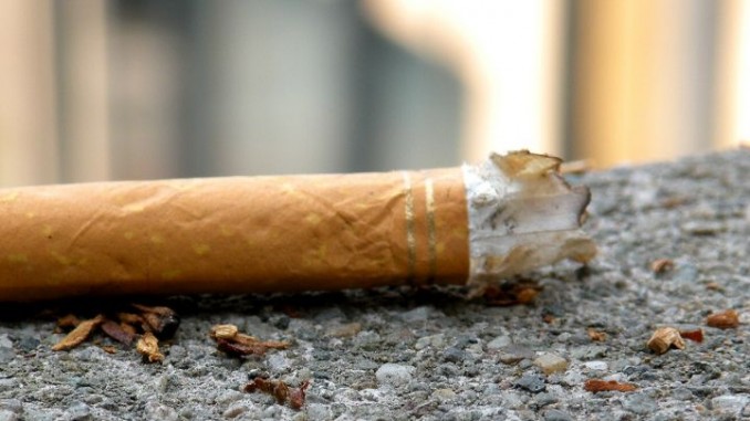 Mozziconi sigarette e gomme da masticare a terra, M5s Umbertide presenta mozione