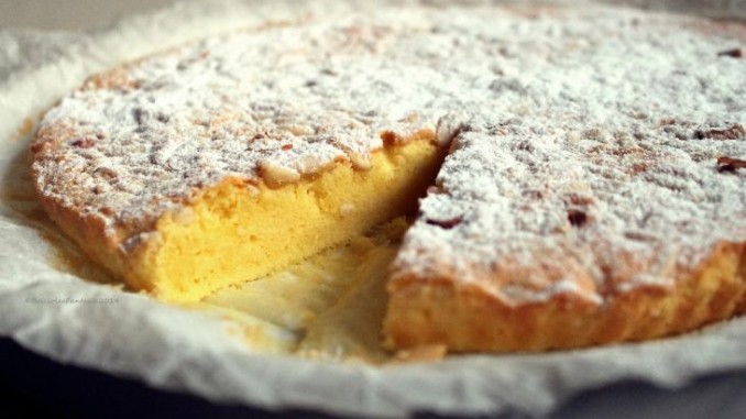 Badante romena mette ori dell'anziana in una torta, ma viene scoperta e denunciata