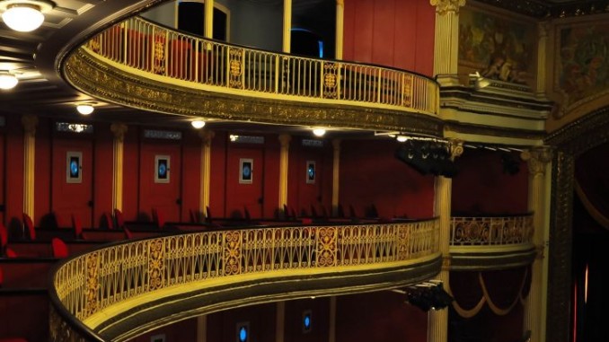 Domenica 13 dicembre ultimo appuntamento a Teatro con “Cuore allegro e pancia piena”