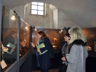 Presepi a Castello, presidente Marini visita la mostra