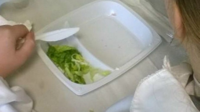 Mense scolastiche Città di Castello, via la plastica