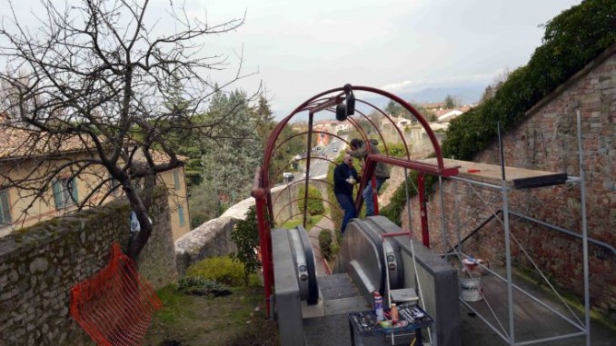 Città di Castello, aperto il cantiere delle scale mobili del Cassero