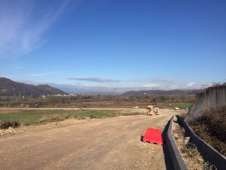 Montone, zona industriale, iniziati lavori strada interna