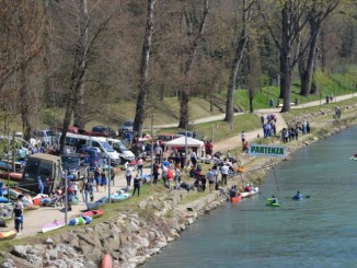 Canoaclub, sul Tevere la Marina Militare vince e convince Le premiazioni hanno visto la partecipazione dell'assessore regionale Fernanda Cecchini