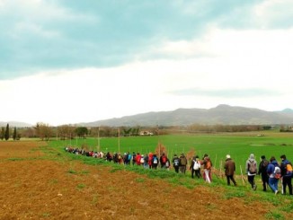 Successo per Slow foot, 100 partecipanti alla "camminata lenta"