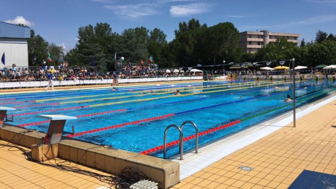Città di Castello, piscina a portata di “famiglie”