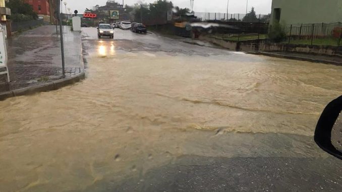 Città di Castello bloccata in più punti per le piogge