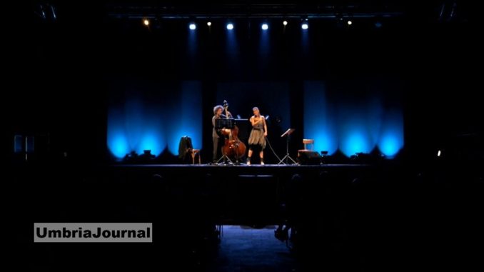 Musica Nuda Petra Magoni e Ferruccio Spinetti al Festival delle Nazioni