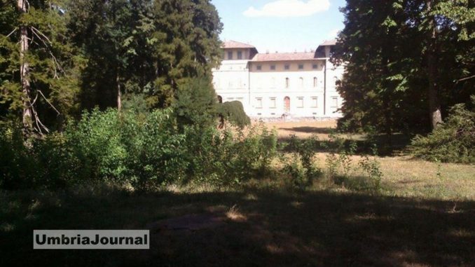 Villa Montesca Città di Castello, parco nel degrado, scrive Sassolini