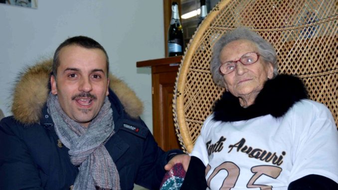 Brindisi da record per i 105 anni di nonna Luisa Zappitelli