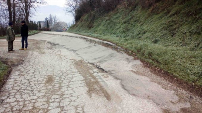 Città di Castello, Secondi sulla strada comunale di Coldipozzo