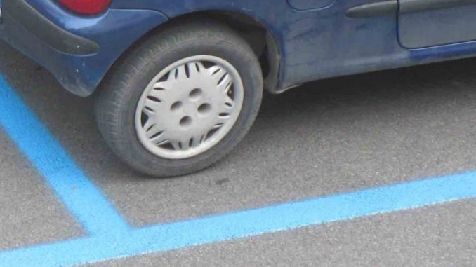 Cresce tariffa, ma parcheggio blu a Città di Castello rimangono