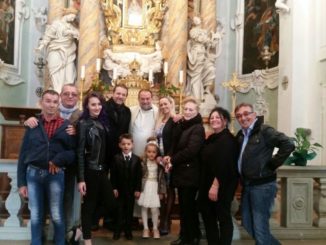 Famiglia di circensi fa battezzare figli a Città di Castello