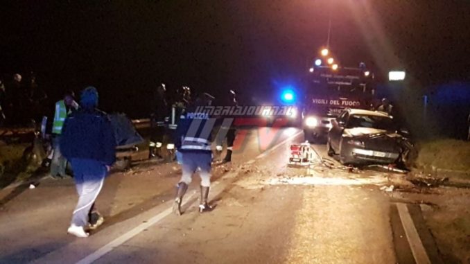 Umbertide, incidente mortale, frontale tra due auto, muore una donna