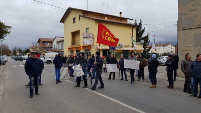 Cresce la mobilitazione per vertenza Nardi a Selci Lama 