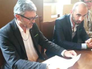 Servizio affissione nel comune di Città di Castello la Lega insorge