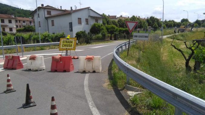 Viabilità della strada, lavori incrocio via Montegrappa e via della Resistenza