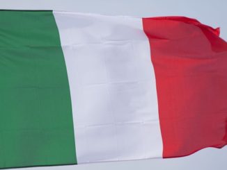Bandiera tricolore per attendere il Mondiale di Tiro con la Fionda