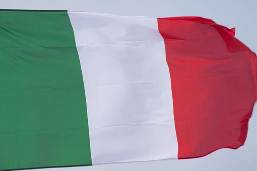 Bandiera tricolore per attendere il Mondiale di Tiro con la Fionda