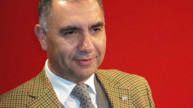 Umbertide, la moschea della discordia, Guasticchi, come Bagdad o come il Cairo?
