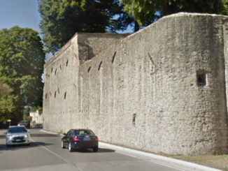 Lanciano sassi sulle auto di passaggio, succede a Città di Castello