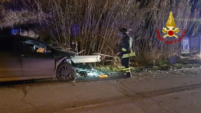 Incidente stradale nella notte a Città di Castello, tre feriti