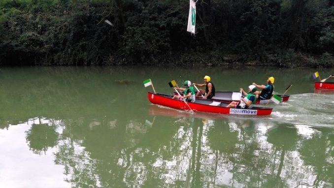 I tifernati si sfidano a colpi di pagaia: c'è la Regata dei Rioni