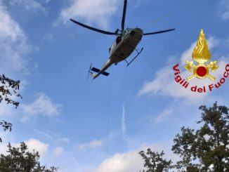Cade in un burrone, salvato cercatore di funghi di 59 anni