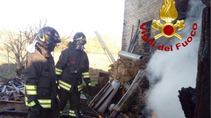Incendio in falegnameria a Badiali nel giorno di Santa Barbara