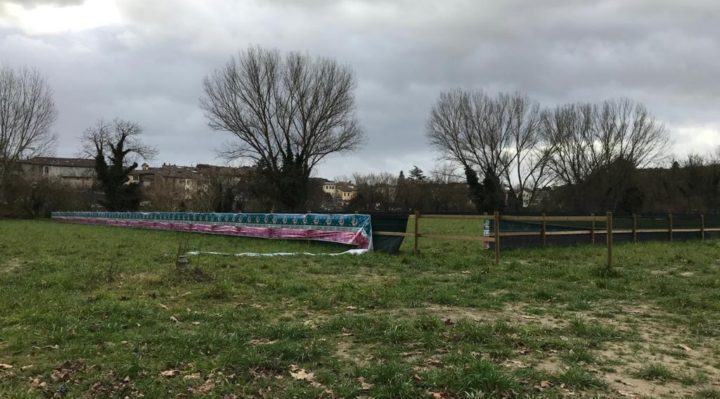 Strutture della mostra del cavallo in abbandono a Città di Castello |Foto
