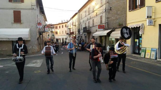 Pietralunga "Not(t)e sotto la Rocca" apre la stagione estiva nel Borgo