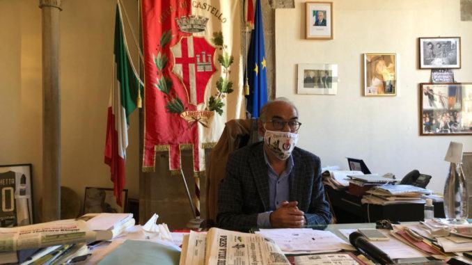 Covid-19 Città di Castello: "6 nuovi positivi e 2 guariti, chiuse alcune classi"
