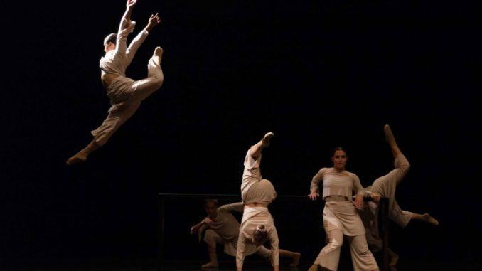 Successo per lo spettacolo “Insieme” agli Illuminati di Castello danza