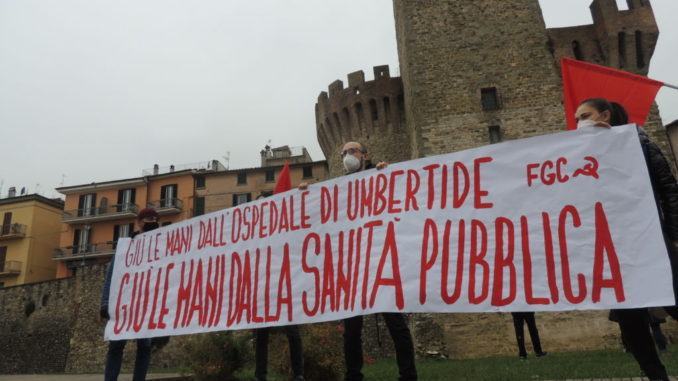  Fronte della Gioventù Comunista giù le mani dall'Ospedale di Umbertide