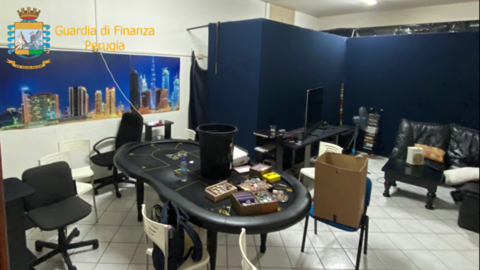Gioco e droga pesante, biscazzieri pokeristi, Finanza smantella bisca clandestina