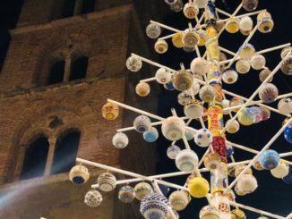 Per tutte le festività natalizie in Italia si svolgerà il Buon Natale Ceramica