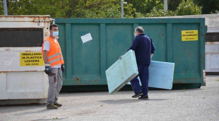 Covid19 centri di raccolta dei rifiuti chiusi nei giorni dichiarati "Zona Rossa"