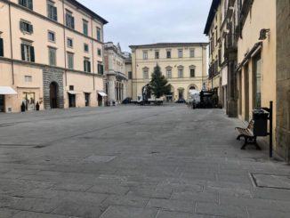 Città di Castello, martedì saranno accesi albero di natale e luminarie