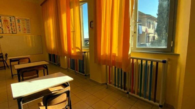 Lezioni in arabo in una scuola elementare, c'è chi chiede: "Qualcuno ci spieghi”