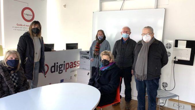 Collega-menti presso punto DigiPass comune Umbertide università Tre Età
